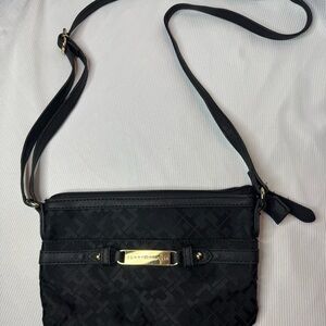 Tommy Hilfiger Monogram Logo Purse Shoulder Strap Crossbody